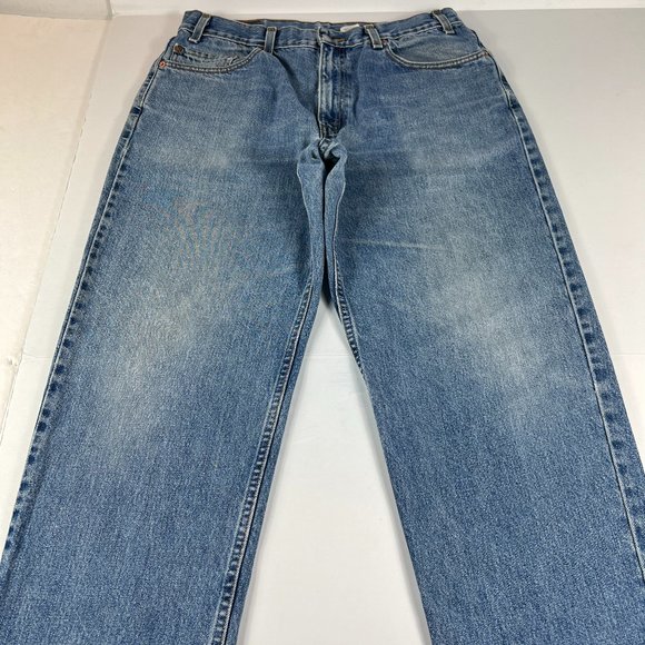 VTG Levi's 550 Jeans Men 33 x 29* Relaxed Fit Straight Leg Blue Fade Denim Pants - Picture 1 of 16
